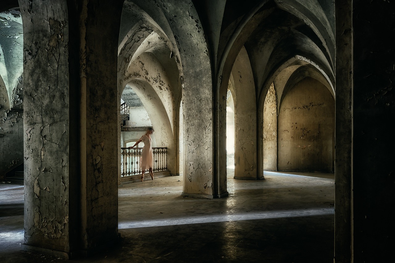The Mystery of the Lost Civilizations of the Mediterranean